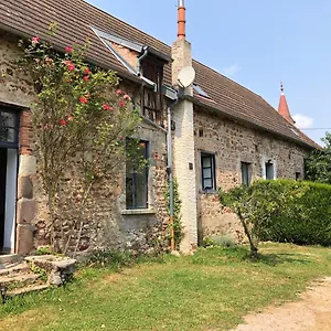https://le-petit-poirier.hotels-rhonealpes.com